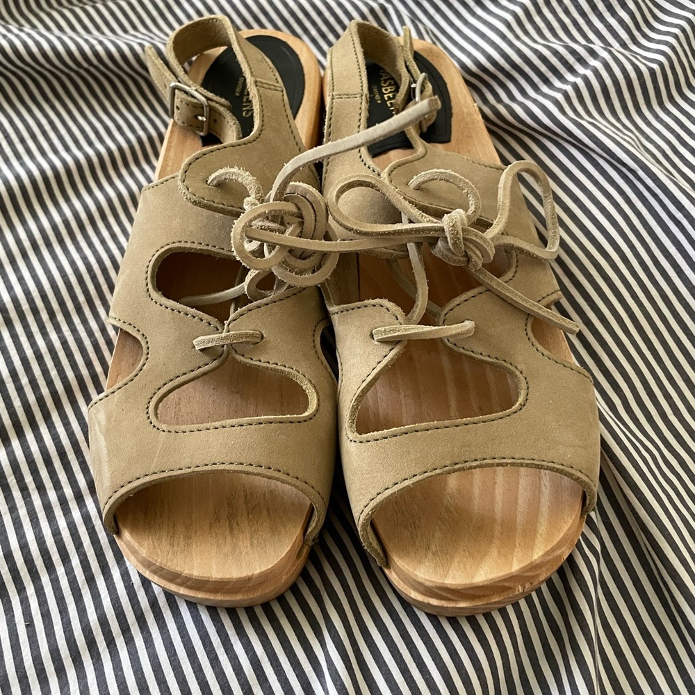 Women's Suede Lace-Up Sandal Wedges - Beige